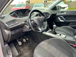 Peugeot 308 SW  1.5 HDI 130ch ALLURE BVM6 occasion - Photo 2