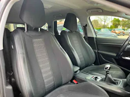 Peugeot 308 SW 1.5 HDI 130ch ALLURE BVM6 occasion - Photo 8