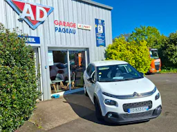 Citroën C3  Citroën C3 1.5l 100ch S&S BVM6 FEEL NAV occasion - Photo 2