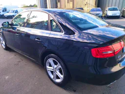 Audi A4 2,0 TDI 150 CVBUSINESS occasion - Photo 3