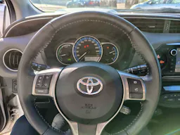 Toyota Yaris  HSD HYBRID 100CH STYLE occasion - Photo 12