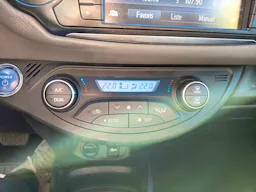 Toyota Yaris  HSD HYBRID 100CH STYLE occasion - Photo 13