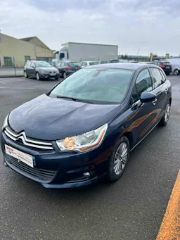 Citroën C4  1.5 e-HDI 115 BMP6 MILLENIUM occasion - Photo 2