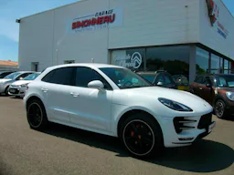 Porsche Macan TURBO 3.6 V6 400ch occasion - Photo 2