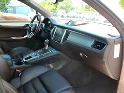 Porsche Macan TURBO 3.6 V6 400ch occasion - Photo 3