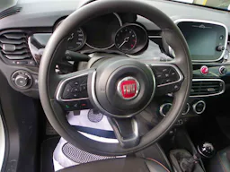 Fiat 500X COLLECTIONE occasion - Photo 8