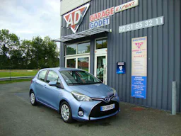 Toyota Yaris 1.5i VVT-i 100 Hybrid DYNAMIC occasion - Photo 1