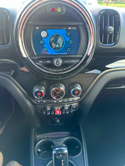 Mini Countryman COOPER D 136 CH ISLINGTON BVA 8 occasion - Photo 4