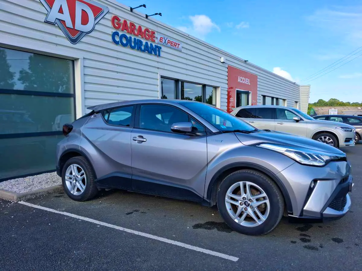 Toyota C-HR 122h Dynamic Business 2WD occasion