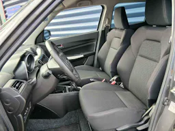 Suzuki Swift  1.2 Dualjet Hybrid PRIVILEGE CVT occasion - Photo 4