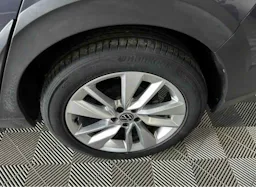 Volkswagen Taigo  life business occasion - Photo 15