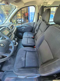 Renault Trafic  2.0L DCI 145CH occasion - Photo 11