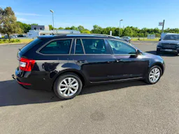 Skoda Octavia Combi Business 2.0 TDI 150 ch SCR FAP DSG7 occasion - Photo 4