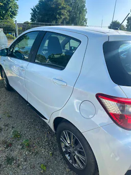 Toyota Yaris  1.5 occasion - Photo 2