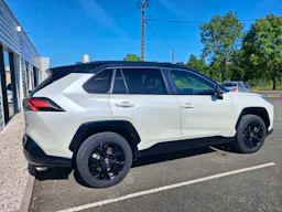 Toyota RAV4 HYBRIDE 218 ch 2WD Collection occasion - Photo 2