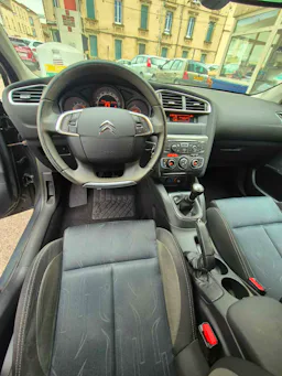 Citroën C4  1.6L HDI 92CH occasion - Photo 13
