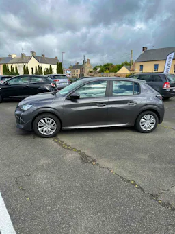 Peugeot 208 208 II 1.2 PURE TECH 75 occasion - Photo 1