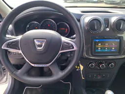Dacia Sandero STEPWAY 1,5 DCI 95 CV occasion - Photo 2