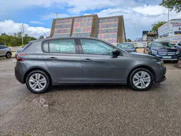 Peugeot 308  BHDI 130CV EAT8 ACTIVE occasion - Photo 4