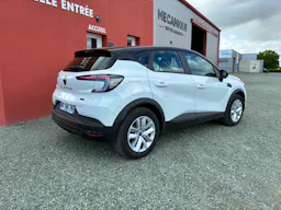 Renault Captur  EVOLUTION E-TECH FULL HYBRID 145 occasion - Photo 2