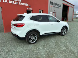 MG EHS  1.5 T-GDI 258 PHEV LUXURY BVA occasion - Photo 2