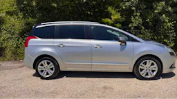 Peugeot 5008  2.0 HDI 160 CH BVA PREMIUM PACK occasion - Photo 2