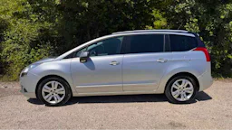 Peugeot 5008  2.0 HDI 160 CH BVA PREMIUM PACK occasion - Photo 4