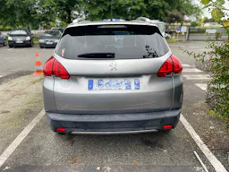 Peugeot 2008 1.2i Puretech occasion - Photo 3