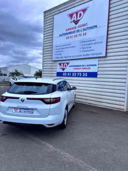 Renault Mégane  ESTATE 1.5 DCI 110CH ENERGY occasion - Photo 5