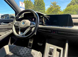 Volkswagen Golf  VIII 1.5 eTSI OPF 130ch R-Line DSG7 / PREMIERE MAIN / AUDIO HARMAN KARDON occasion - Photo 9