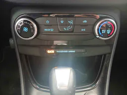 Ford Puma ST-LINE Powershift mHEV 125ch occasion - Photo 9