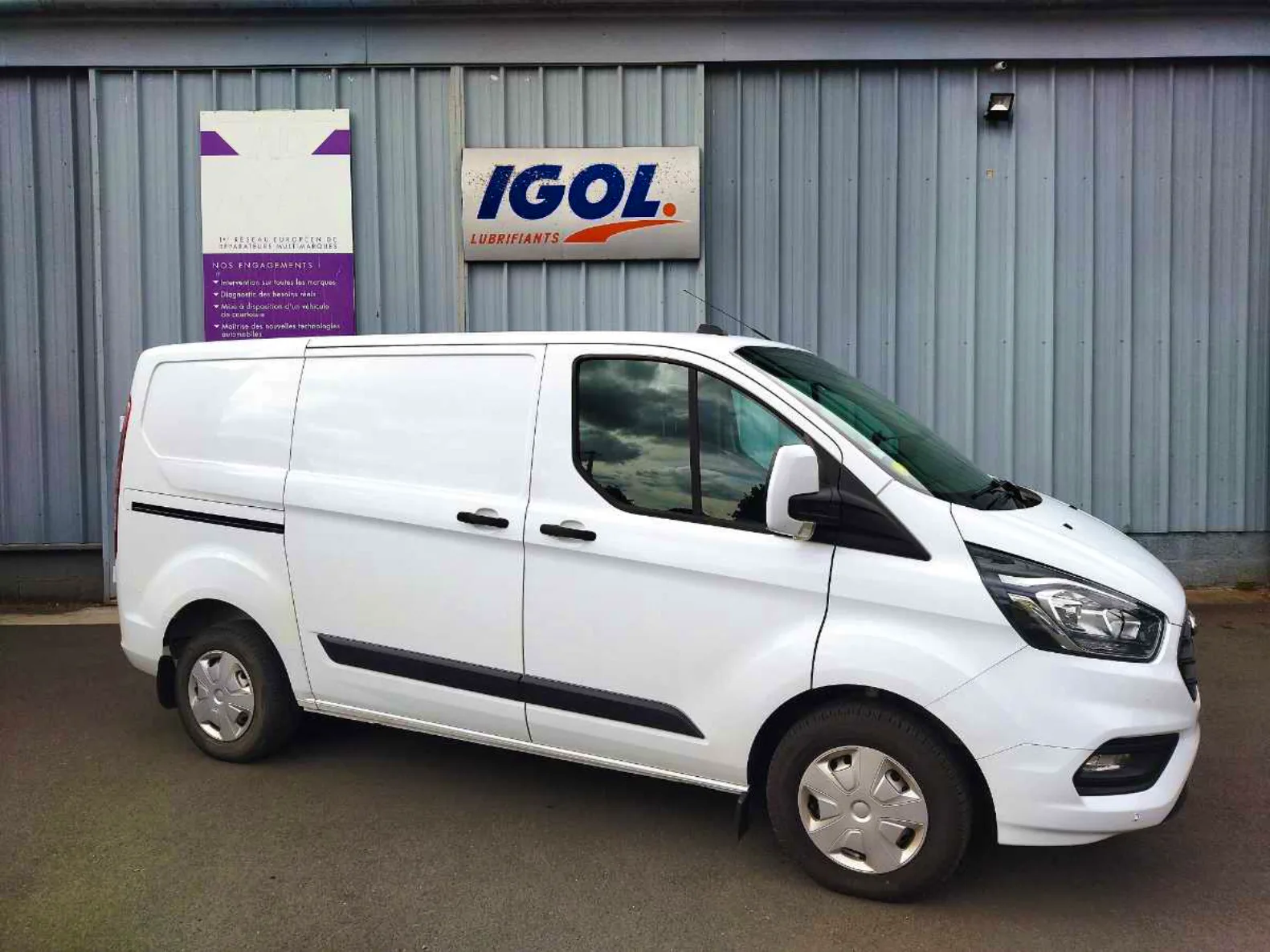 Ford Transit CUSTOM 2,0 130 CV L2H1 busine occasion