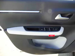 Citroën C3 CITROEN C3 PHASE 4 PLUS E-DCS6 HYBRID 110 EDC occasion - Photo 9