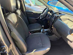 Dacia Duster  DCI 110 LAUREATE PLUS 4X4 occasion - Photo 9