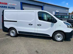 Renault Trafic DCI 120 occasion - Photo 2