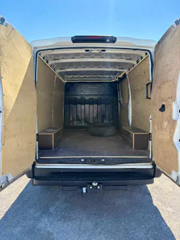 Iveco Daily 35C 18HV17 H2 Q-TOR HI-MATIC occasion - Photo 8