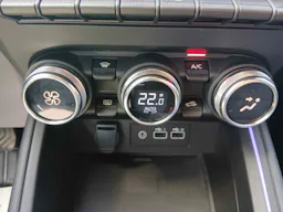 Renault Clio V  TECHNO E-TECH 145CH occasion - Photo 11