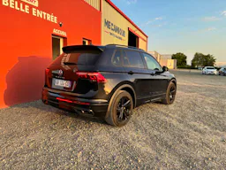 Volkswagen Tiguan  2.0 TDI 150 DSG7 R-LINE BLACK EDITION occasion - Photo 2