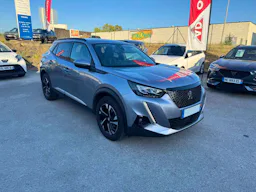 Peugeot 2008 BLUE HDI 100 CV ALLURE occasion - Photo 1