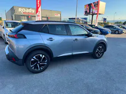 Peugeot 2008  BLUE HDI 100 CV ALLURE occasion - Photo 5