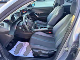 Peugeot 2008  BLUE HDI 100 CV ALLURE occasion - Photo 8