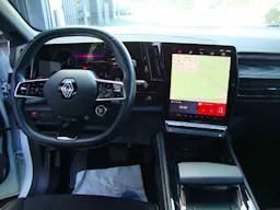 Renault Austral 1.2 E-TECH HYBRID 200 CV ICONIC occasion - Photo 10