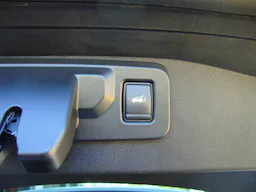 Renault Austral  1.2 E-TECH HYBRID 200 CV ICONIC occasion - Photo 13
