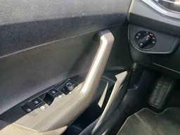 Volkswagen Taigo STYLE TSI OPF 110PS DSG 7 occasion - Photo 12