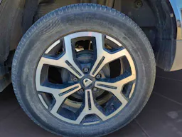 Dacia Duster PRESTIGE 4X2 occasion - Photo 6