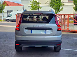 Dacia Jogger 1.0 TCE 110CH ESSENTIAL occasion - Photo 6