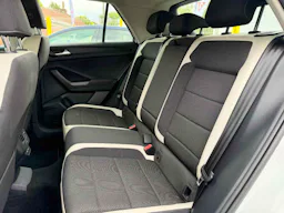 Volkswagen T-Roc  VOLKSWAGEN T-ROC 2.0L TDI 150 CV CARAT occasion - Photo 5