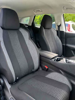 Peugeot 3008  HDi 130 CH ALLURE occasion - Photo 4