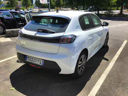 Peugeot 208 II 1.2i PureTech 75 occasion - Photo 2