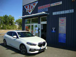 BMW Série 1  118D F40 LOUNGE 2.0 D 150 CV BVA occasion - Photo 1